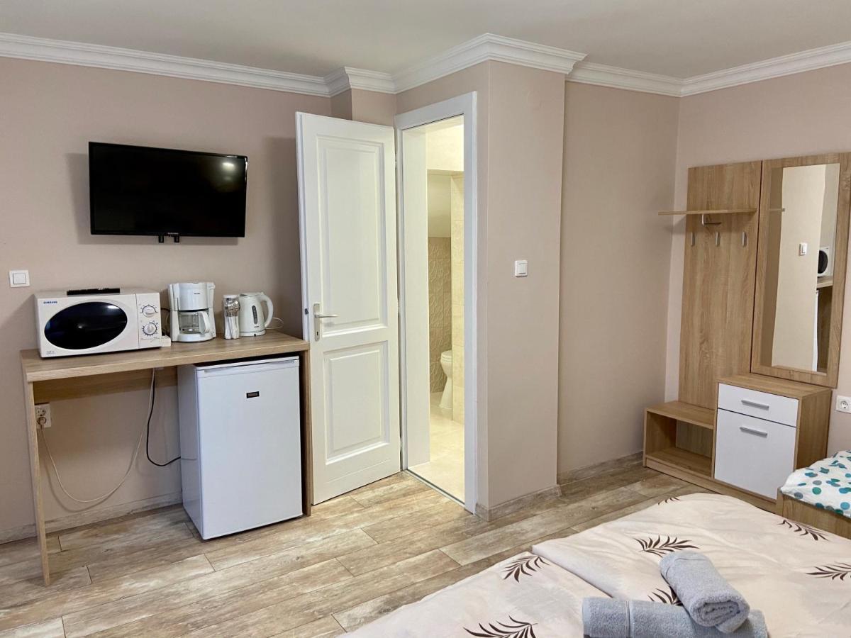 Vincze Vendeghaz Hotel Kormend Bagian luar foto